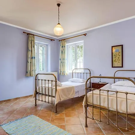 Petra Villa